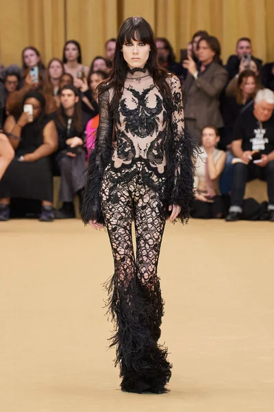Look 52